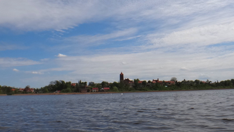 Panorama Prabut widziana z jeziora Liwieniec.