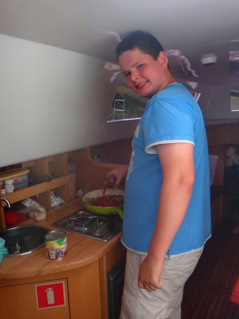 Wnętrze hausbota - kuchnia (kambuz)